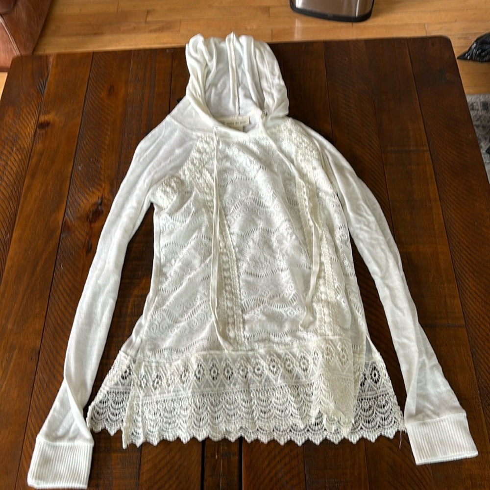 Belle du jour small top. Long sleeve with hood. Off white, Lacey. NWOT.